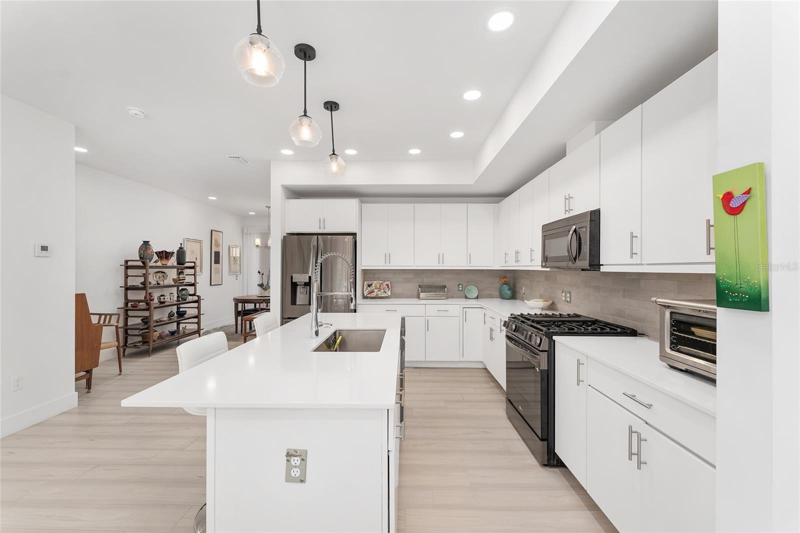 THE VUE AT CELEBRATION POINTE - Residential