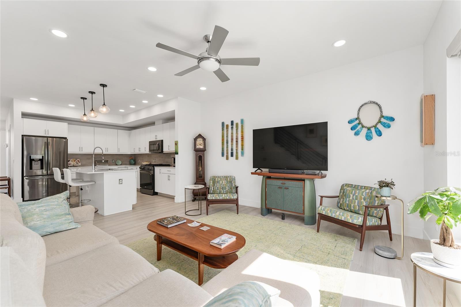 THE VUE AT CELEBRATION POINTE - Residential