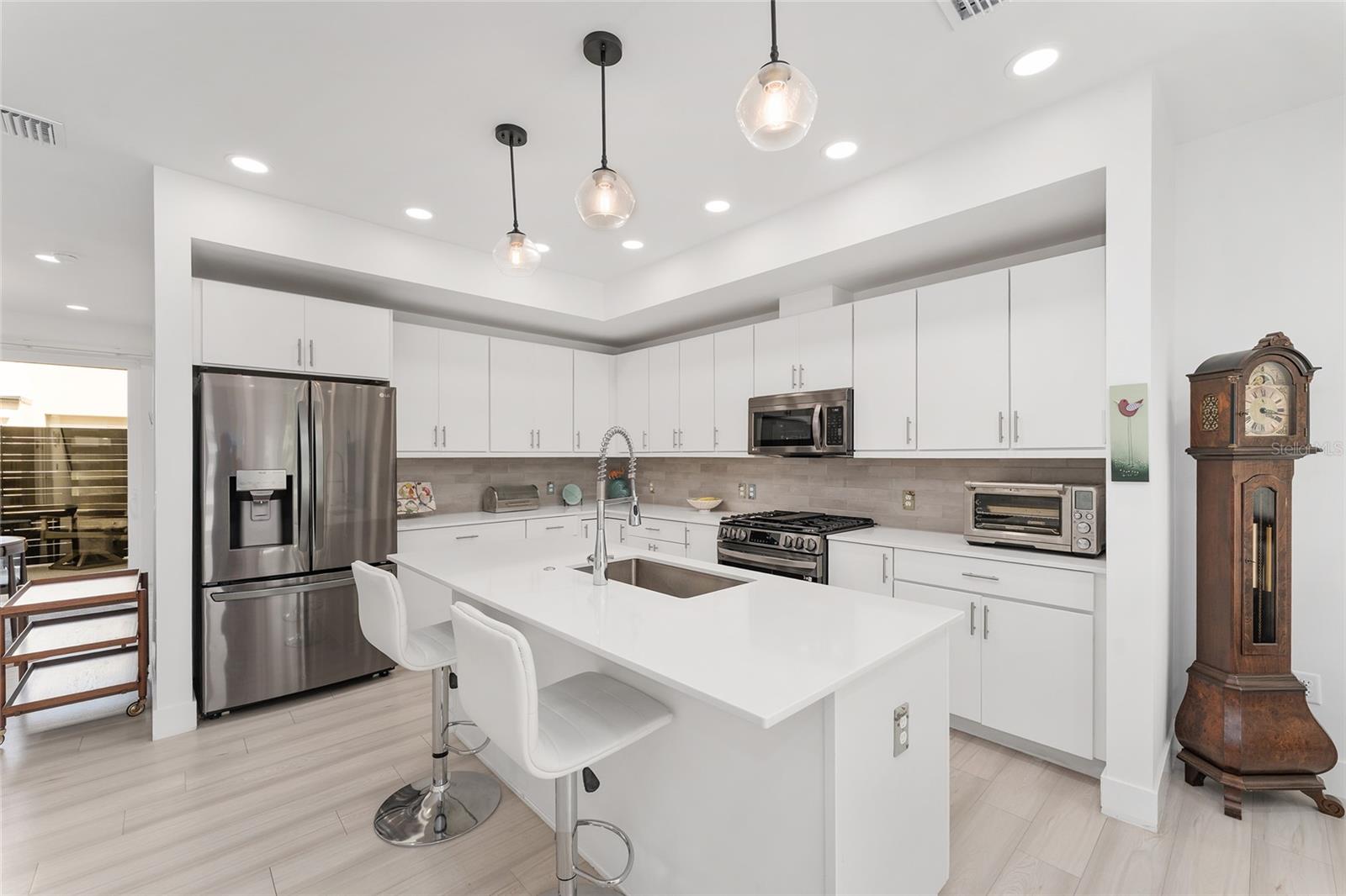 THE VUE AT CELEBRATION POINTE - Residential