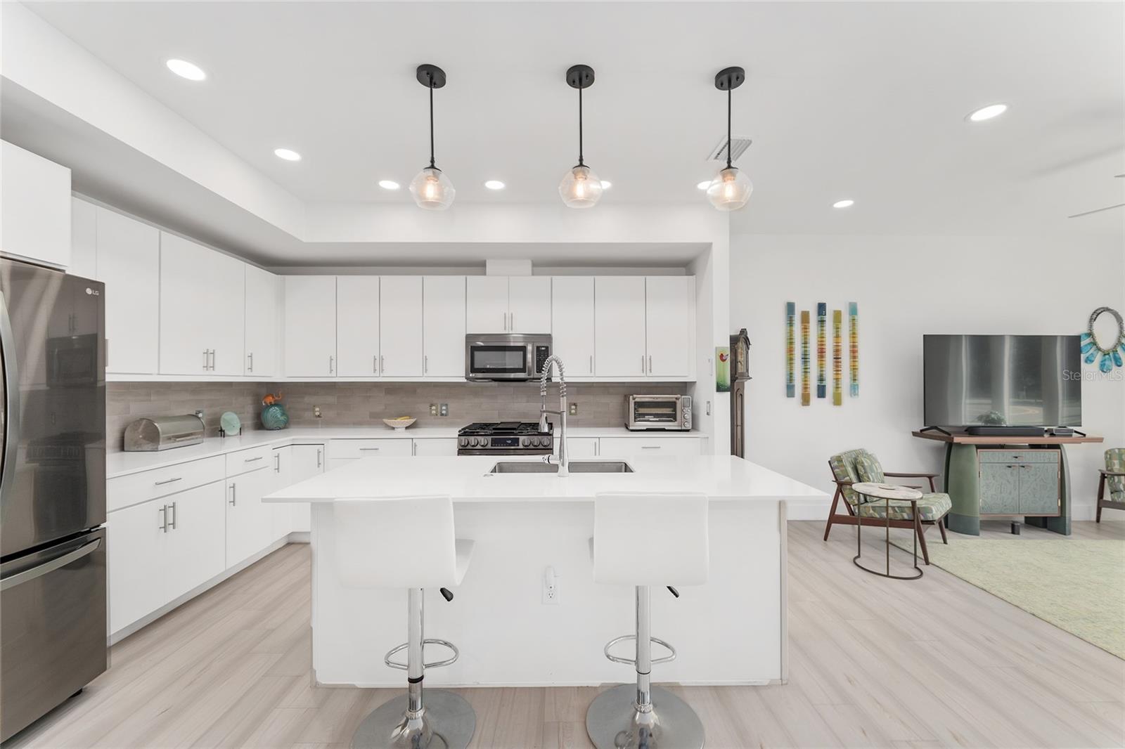 THE VUE AT CELEBRATION POINTE - Residential