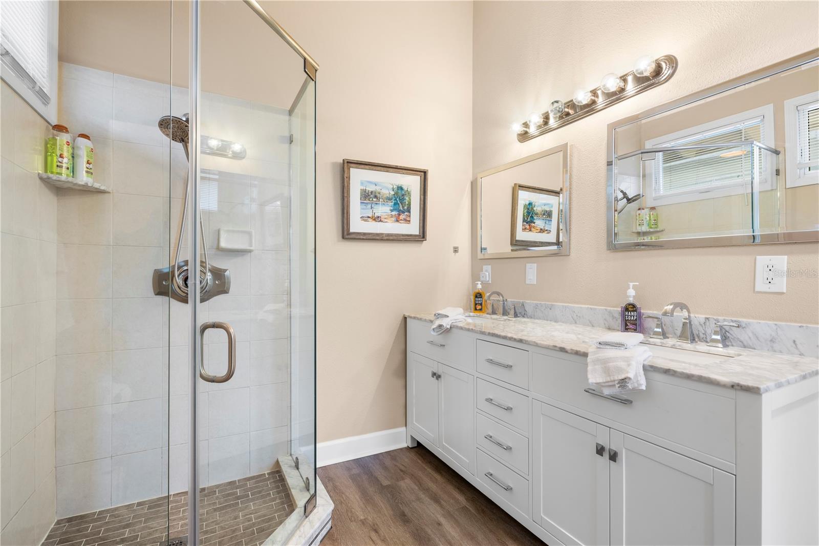 SIESTA BEACH - Residential