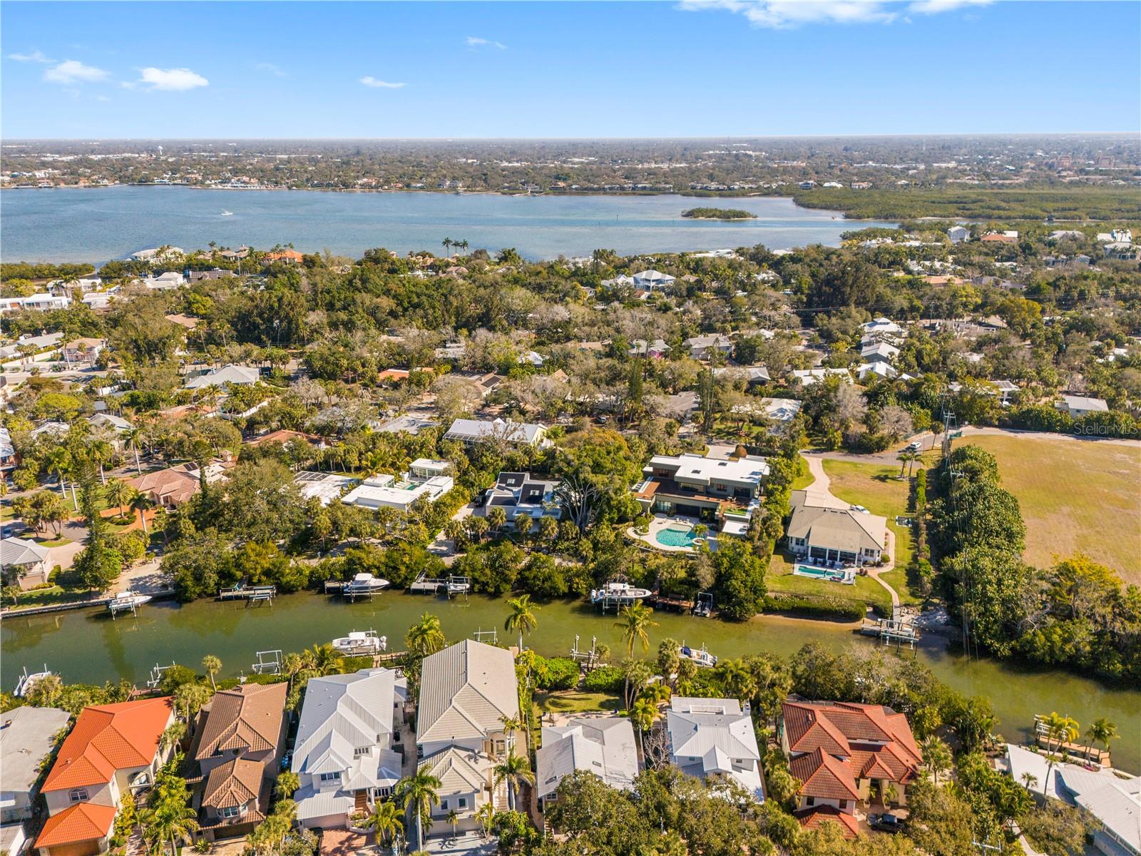 SIESTA BEACH - Residential
