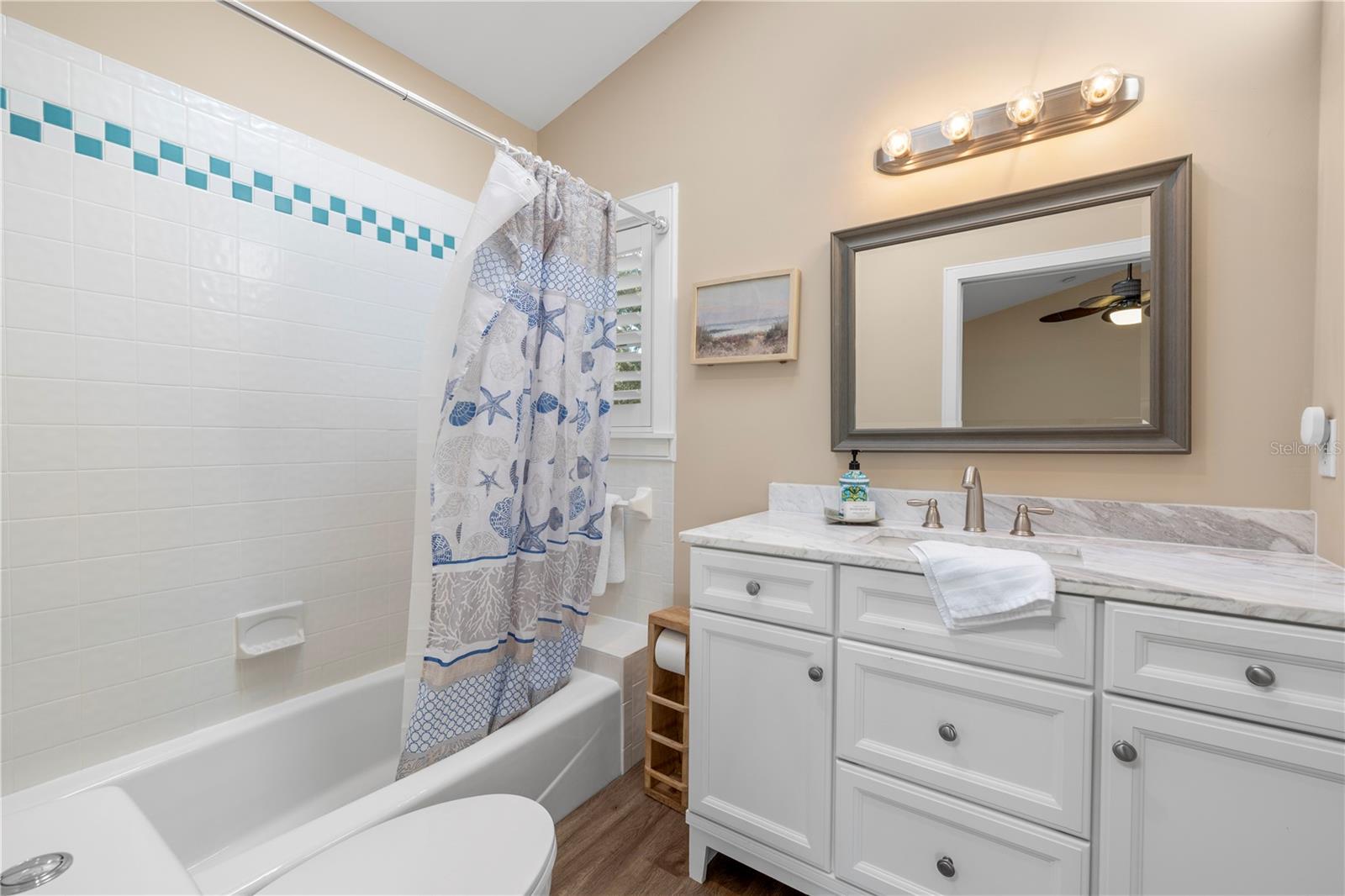 SIESTA BEACH - Residential