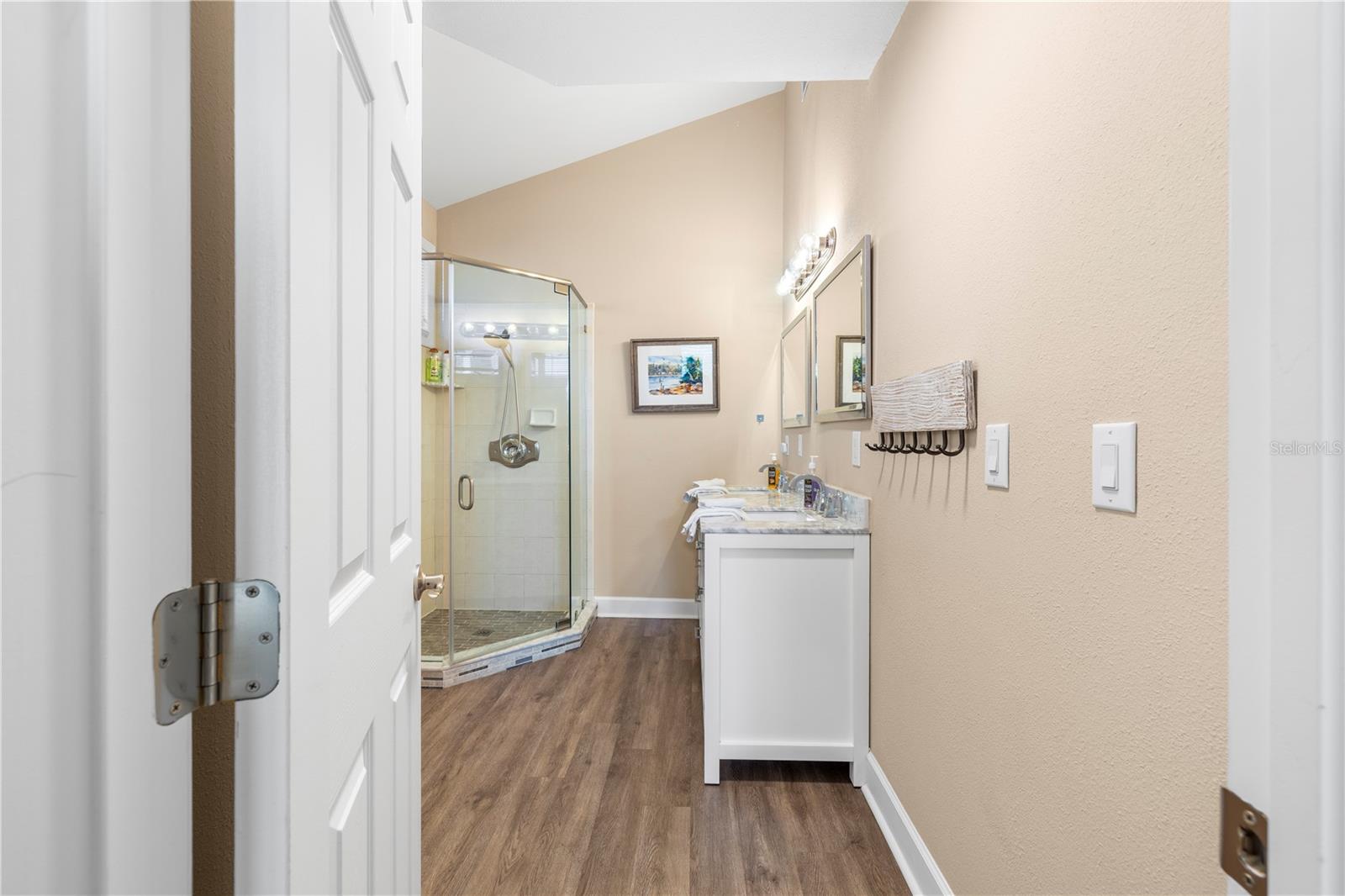 SIESTA BEACH - Residential