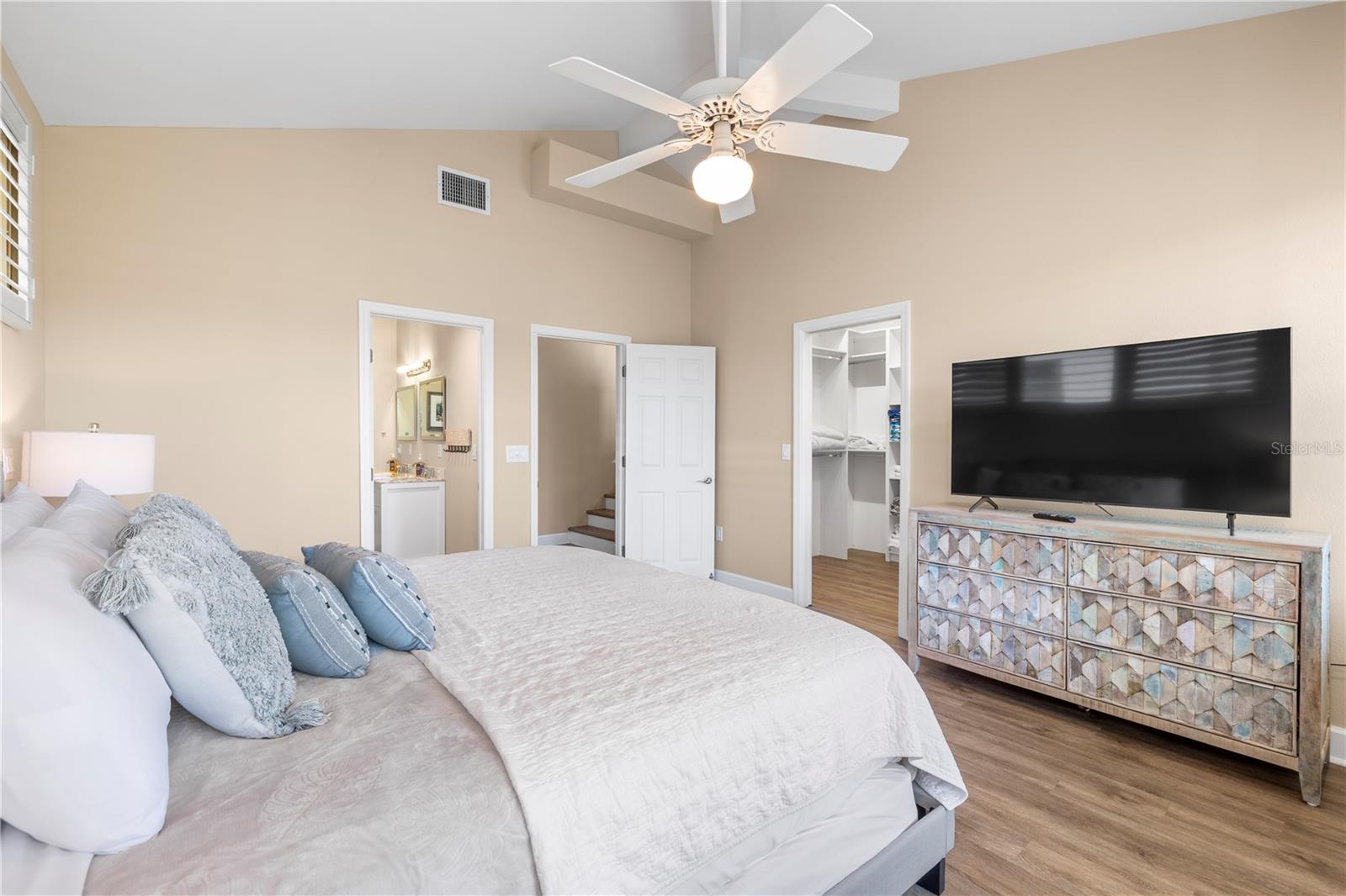 SIESTA BEACH - Residential