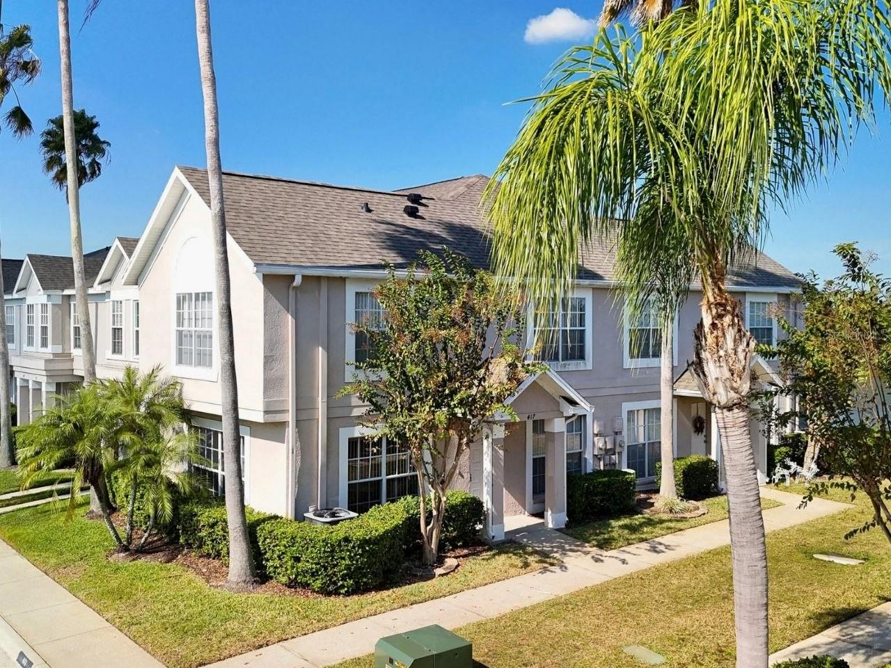 THE TWNHMS AT KENSINGTON PH - Residential Lease