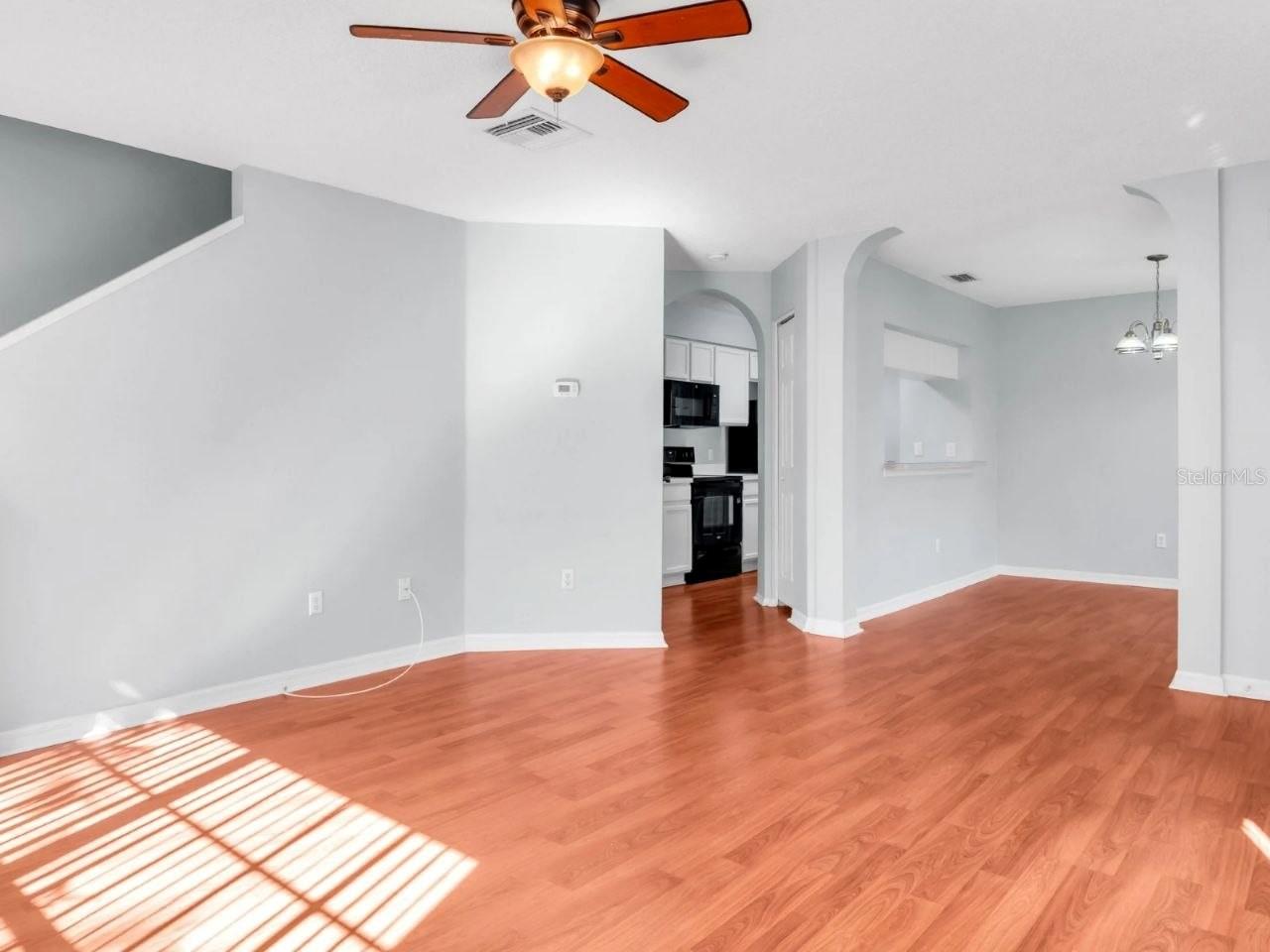 THE TWNHMS AT KENSINGTON PH - Residential Lease