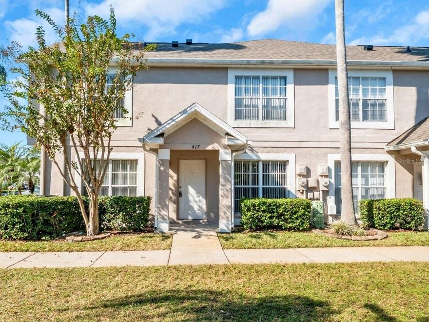 Comfortable 2-bedroom, 1.5-bath townhome located in the gated community of Townhomes at Kensington in Brandon. The main level features a spacious living/great room, dining area, kitchen, and a convenient half bath. Both bedrooms and the full bath—with a separate water closet area—are located upstairs.
The home has been well maintained with recent updates including a new roof (2025), HVAC system (2025), water heater (2023), washer and dryer (2024), and updated kitchen appliances. The community offers a pool, assigned parking, water, and cable included with the association.
Ideally located near the Crosstown Expressway, I-75, Brandon Mall, and a wide variety of shopping, dining, and entertainment options.