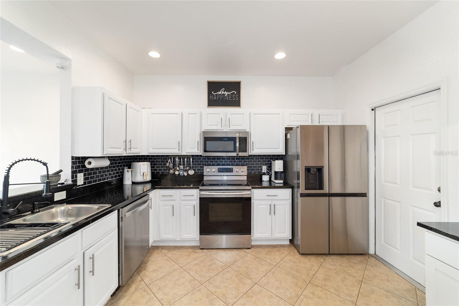 VILLAGES OF PARKWOOD - Residential