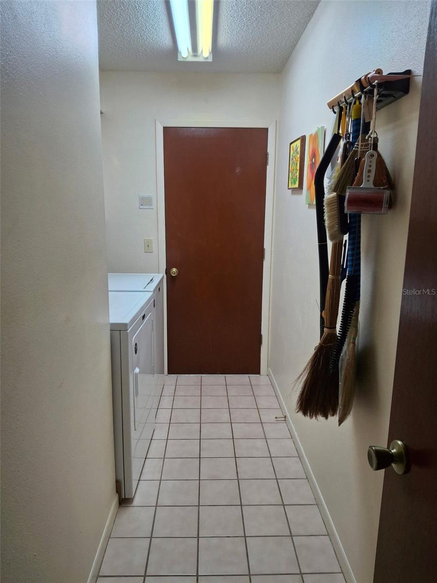 WALDEN LAKE, ASTON WOODS - Residential