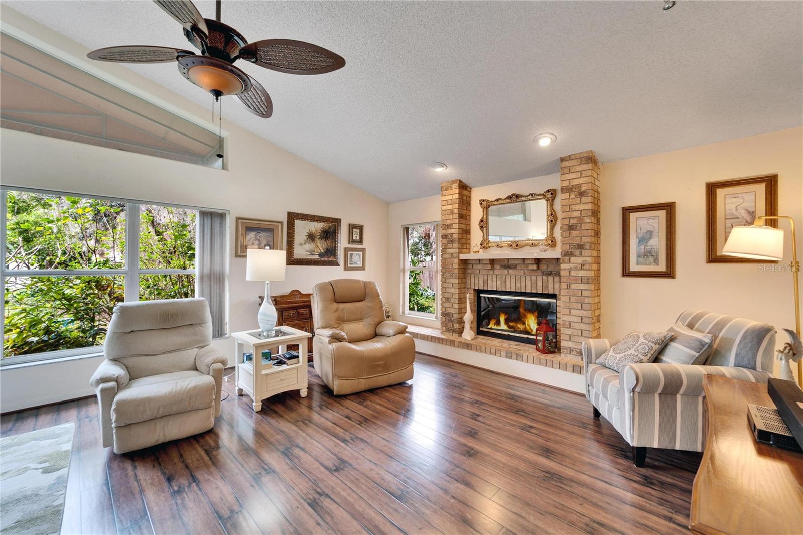 WALDEN LAKE, ASTON WOODS - Residential