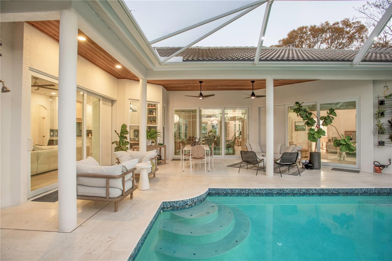 4586 S DEL SOL BOULEVARD