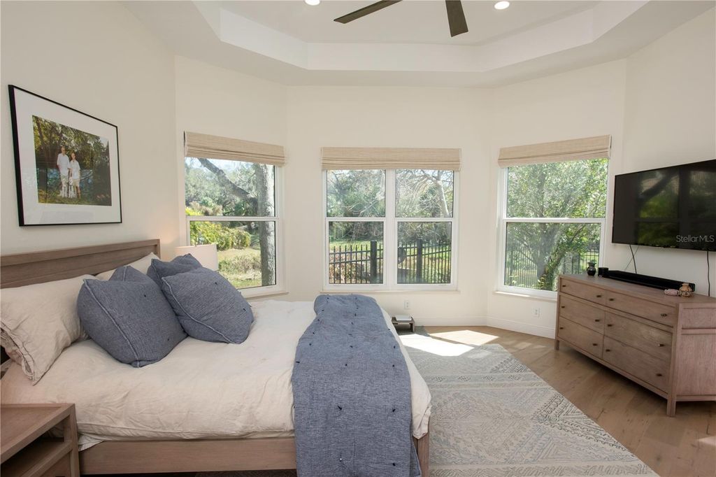 Photo of 4586 S Del Sol Boulevard, Sarasota, FL 34243 (MLS # A4682853)