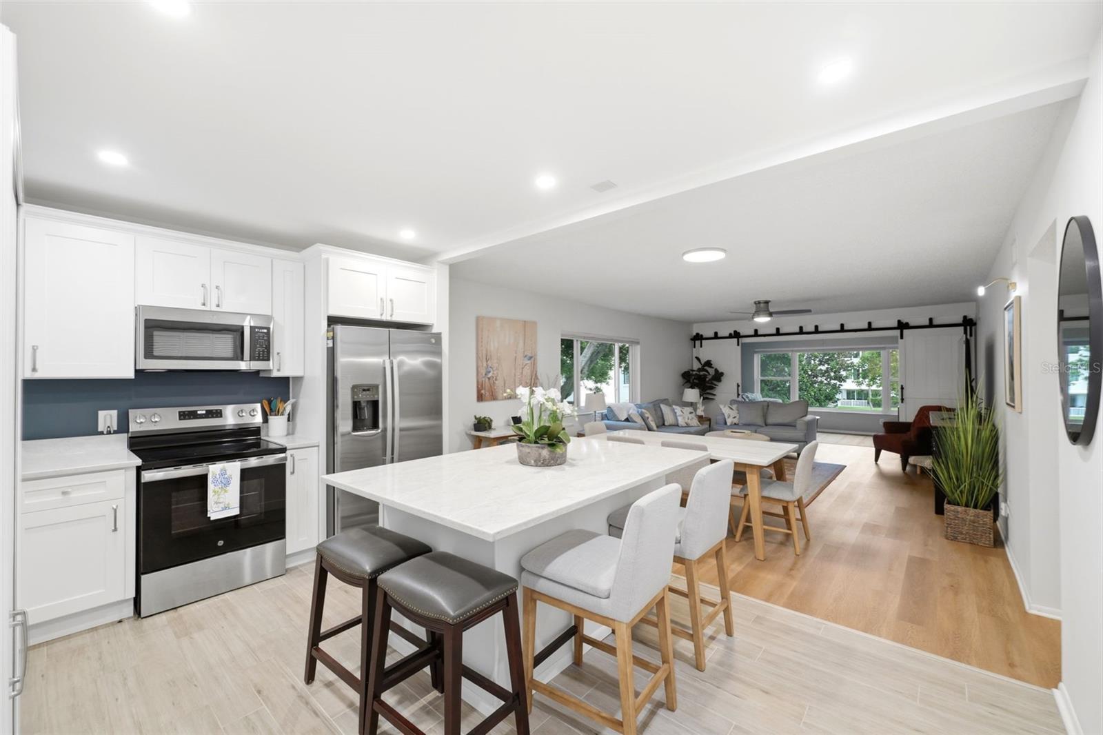 2435 SUMATRAN WAY 23