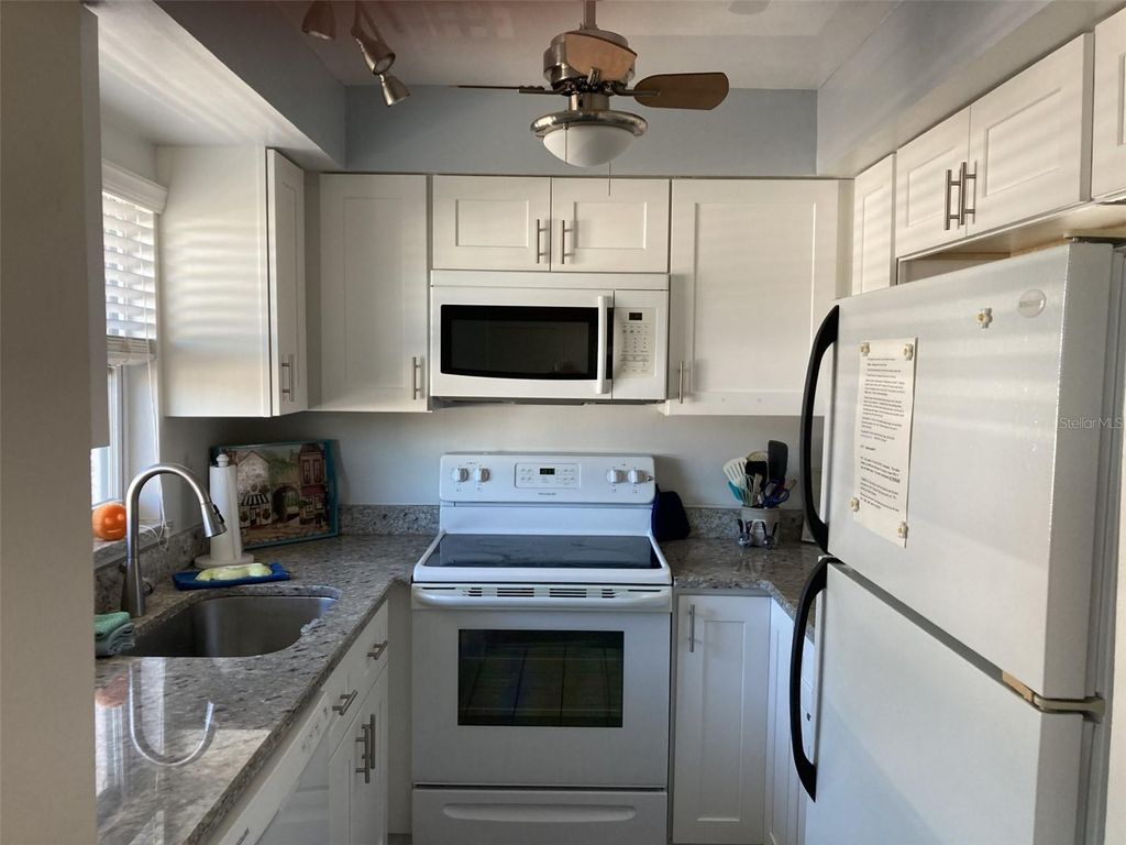 Photo of 304 47th Avenue Drive W #307, Bradenton, FL 34207 (MLS # A4685990)