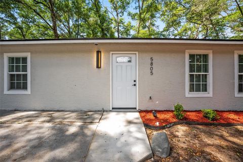 Tiny photo for 5805 NW 16th Street, Ocala, FL 34482 (MLS # OM724514)