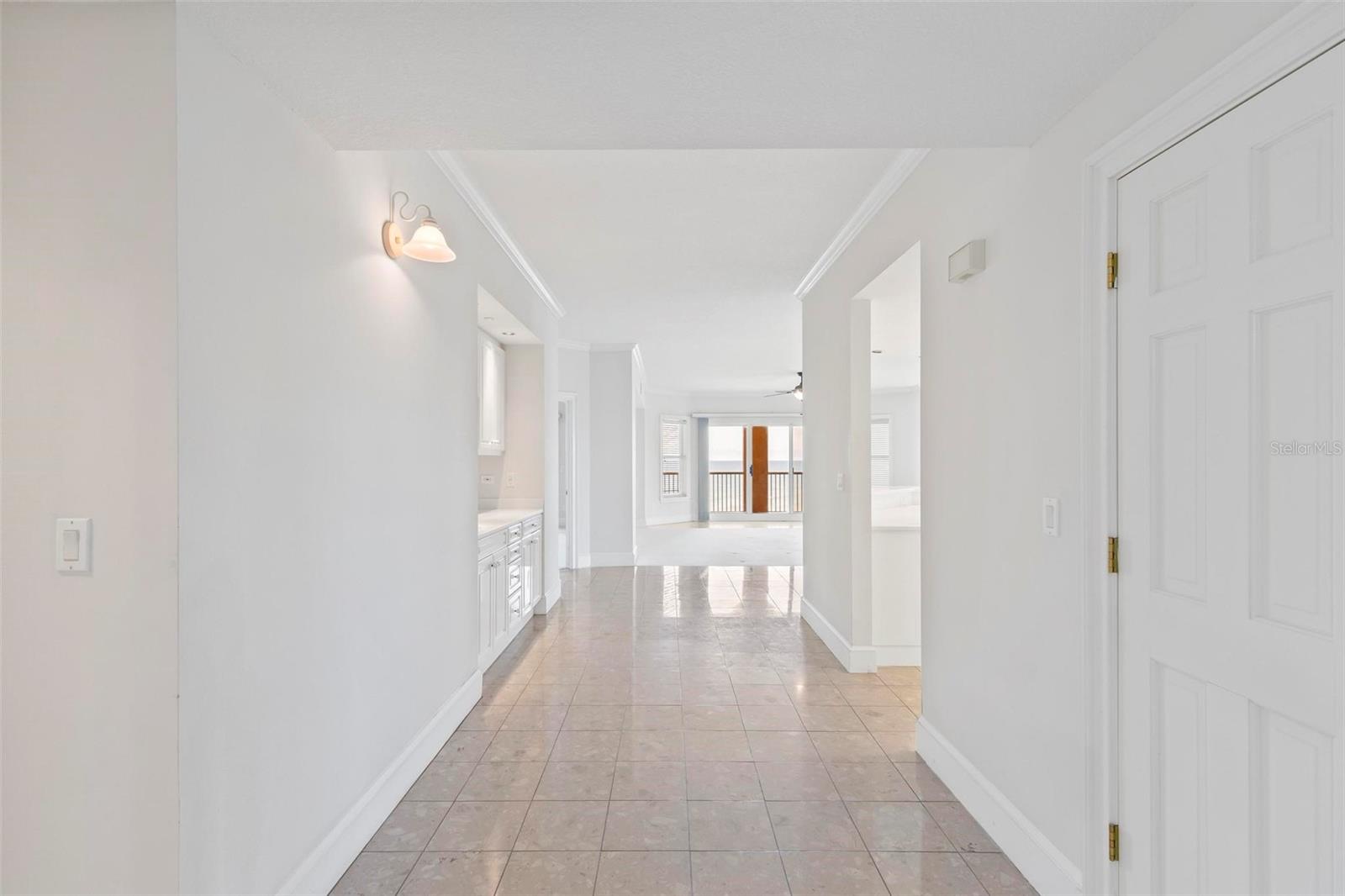 Photo 18 of 92 of 15 AVENUE DE LA MER 2507 condo