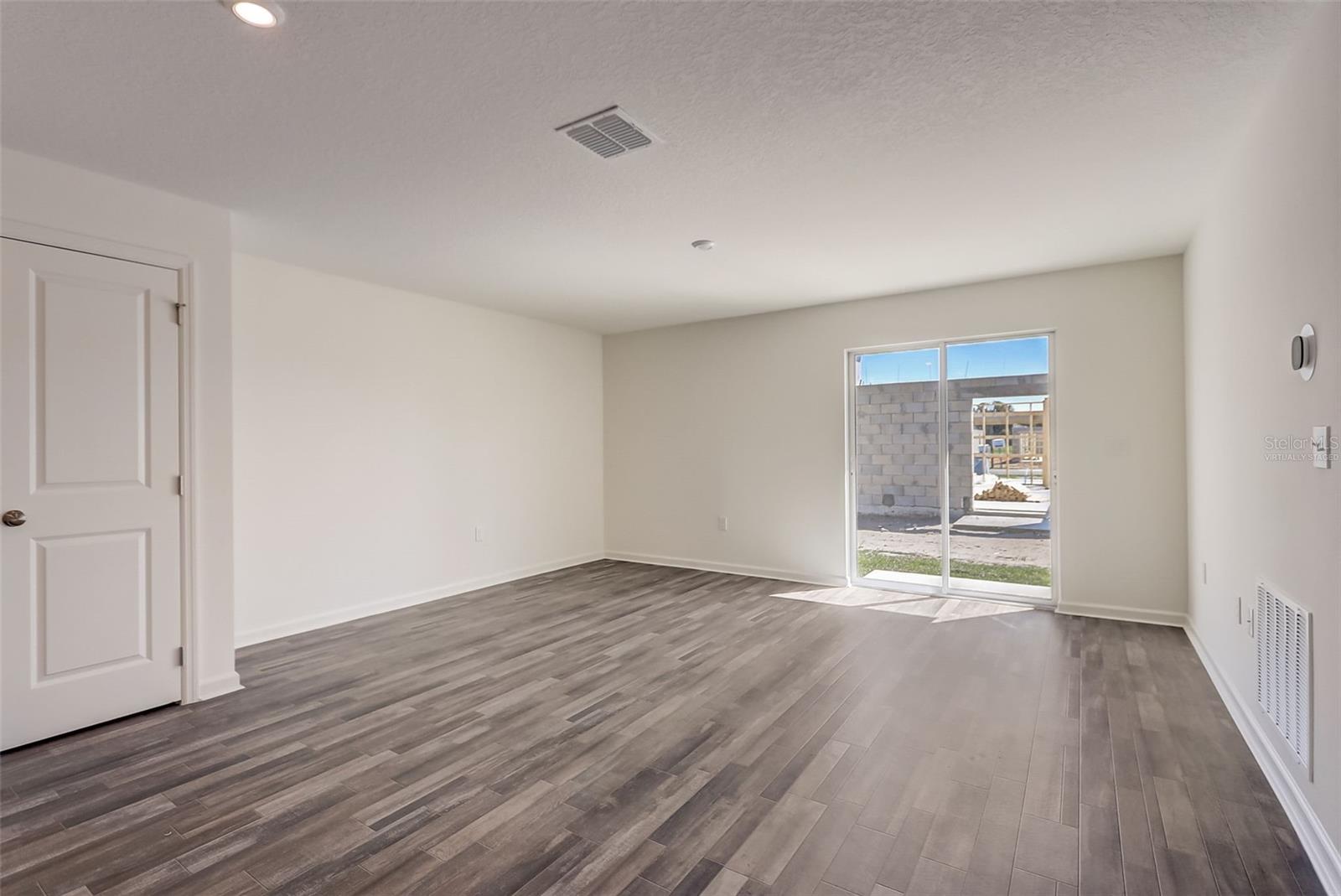 SUMTER VILLAS PHASE FIVE - Residential