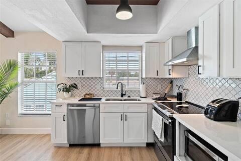 ST PETERSBURG BEACH REPLAT - Residential Lease