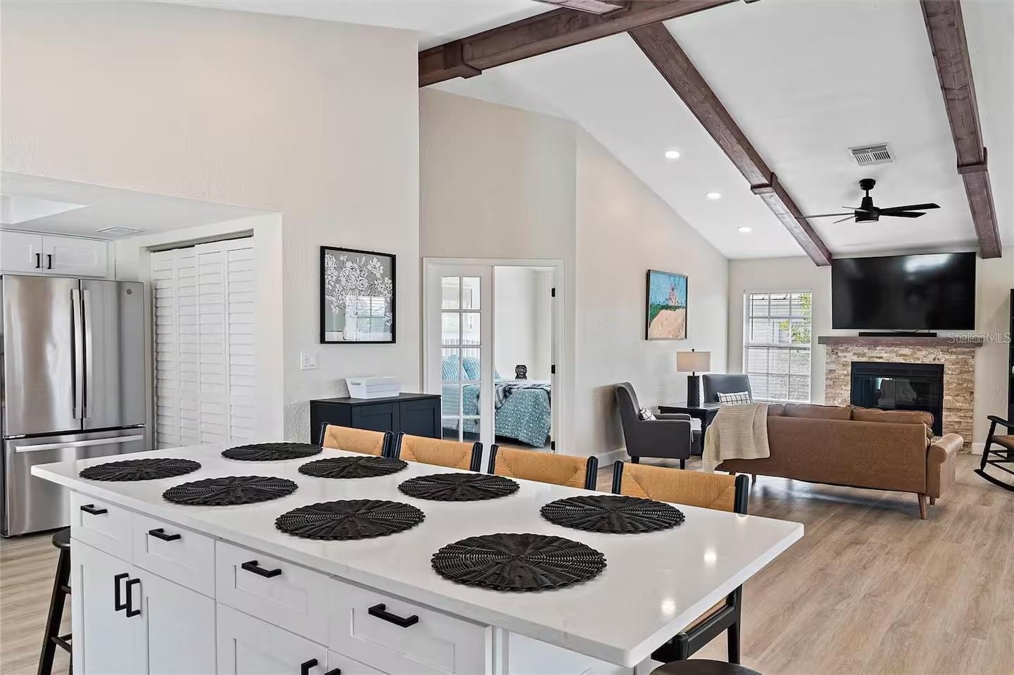 ST PETERSBURG BEACH REPLAT - Residential Lease