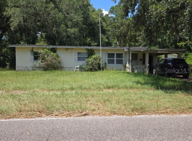 Auction Property. Auction. The seller does not represent or guarantee occupancy status. NO viewings of this property. Please DO NOT DISTURB the occupant. Drive by only. Ranch style home. 3 bedrooms and 1 bathroom. AS IS, cash only sales with no contingencies or inspections. Buyer will be responsible for obtaining possession of the property upon closing.