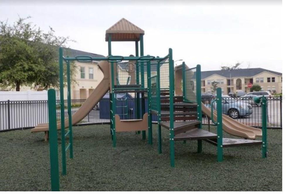 CLUB CORTILE CONDO PH 11 - Residential