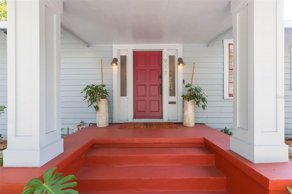 Photo of 917 E Broad Street, Tampa, FL 33604 (MLS # TB8459154)