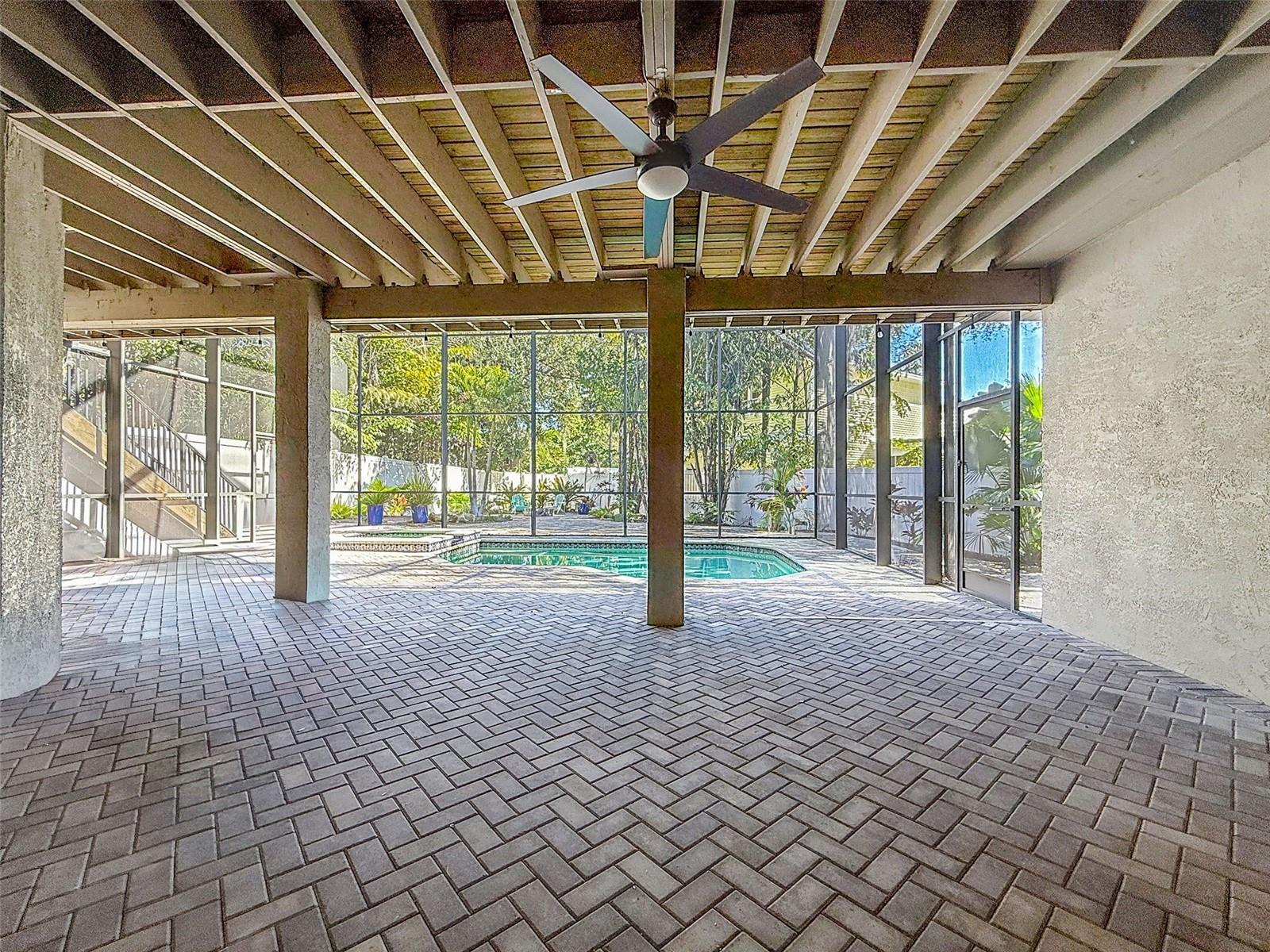 OZONA TRACE - Residential