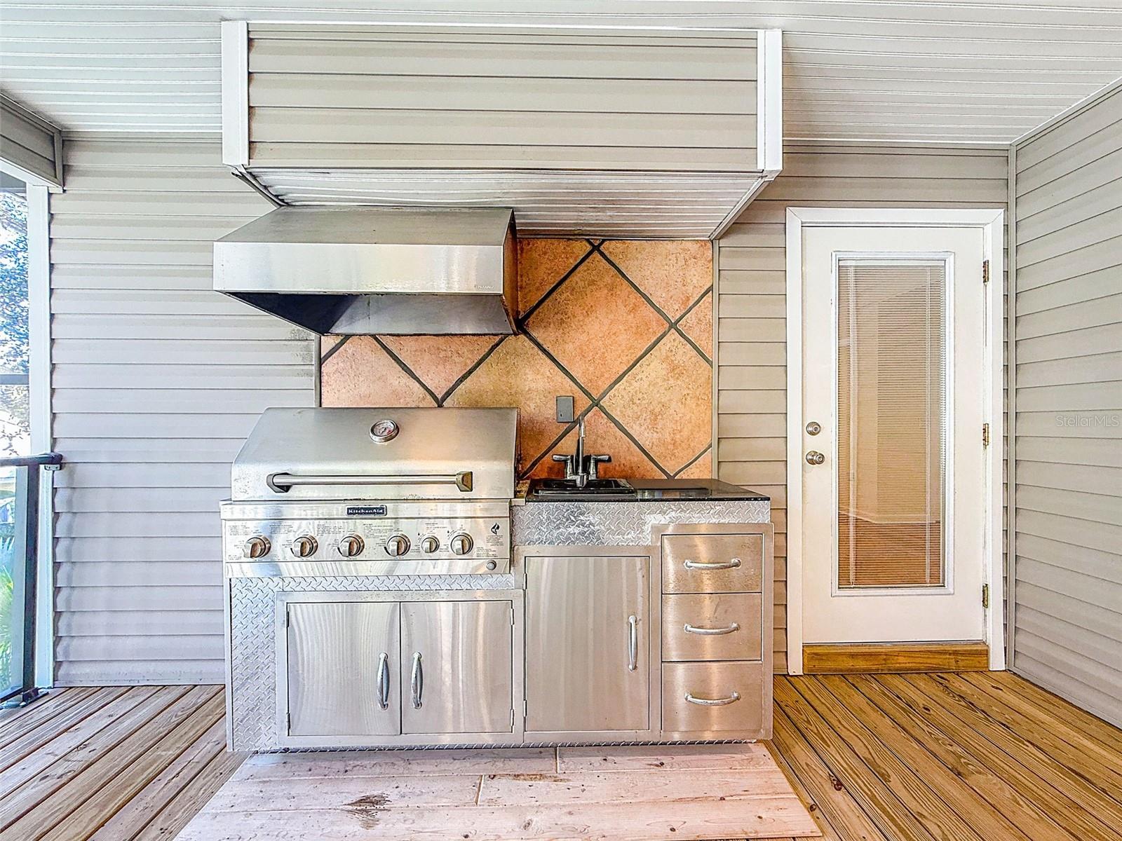 OZONA TRACE - Residential