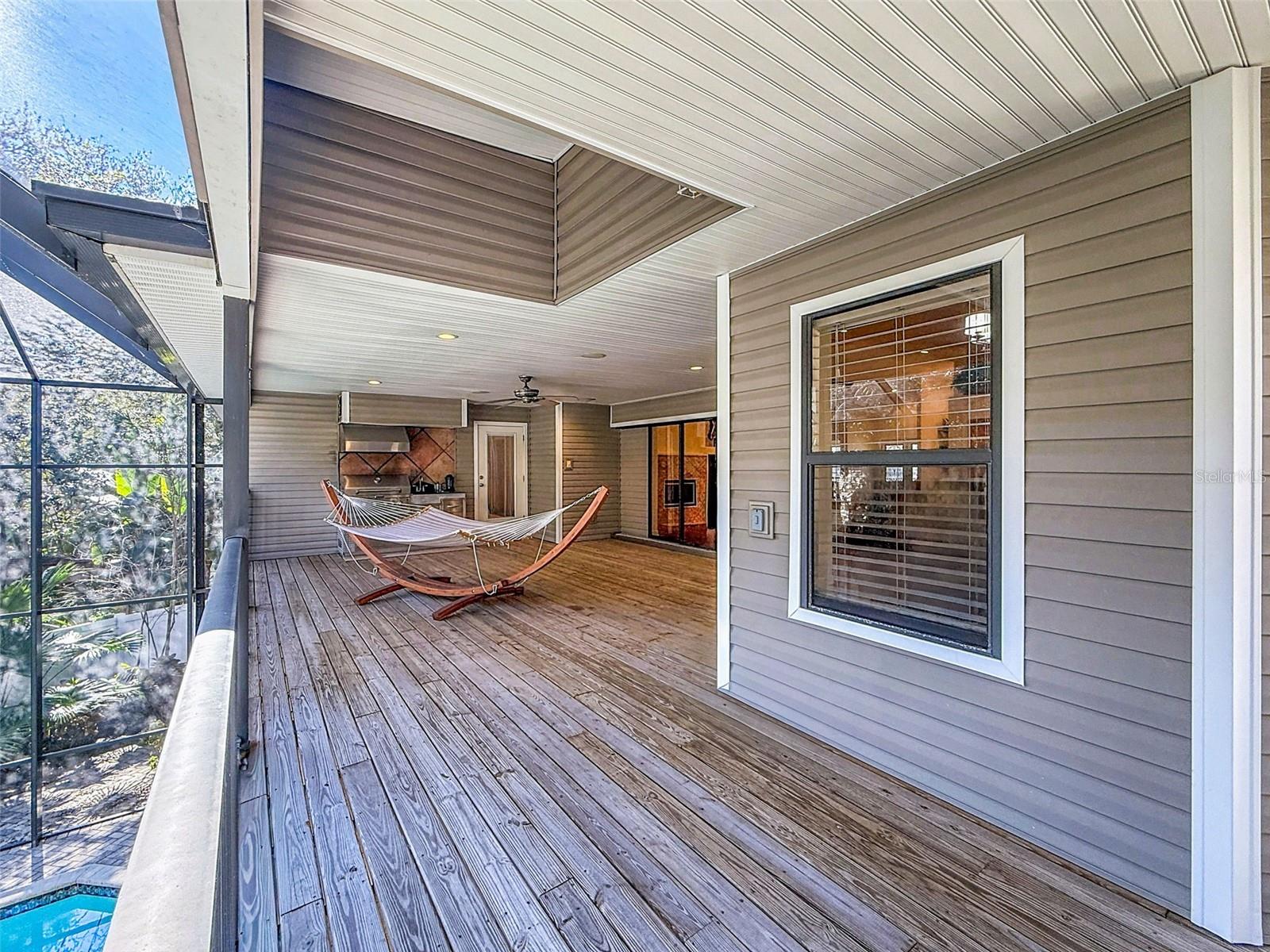 OZONA TRACE - Residential