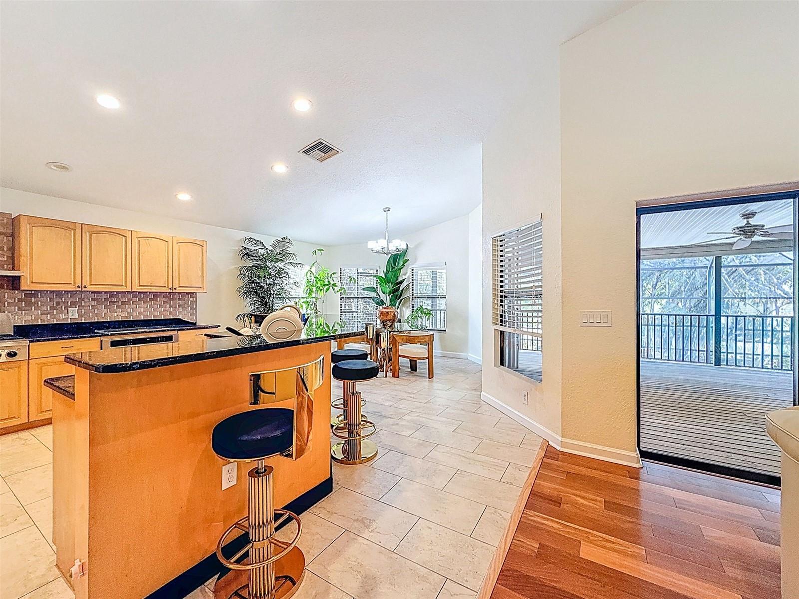 OZONA TRACE - Residential