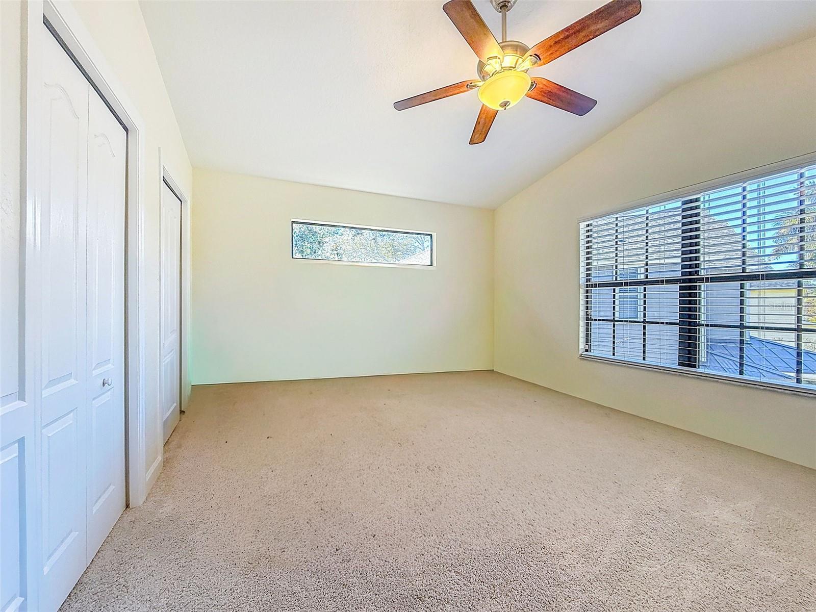 OZONA TRACE - Residential