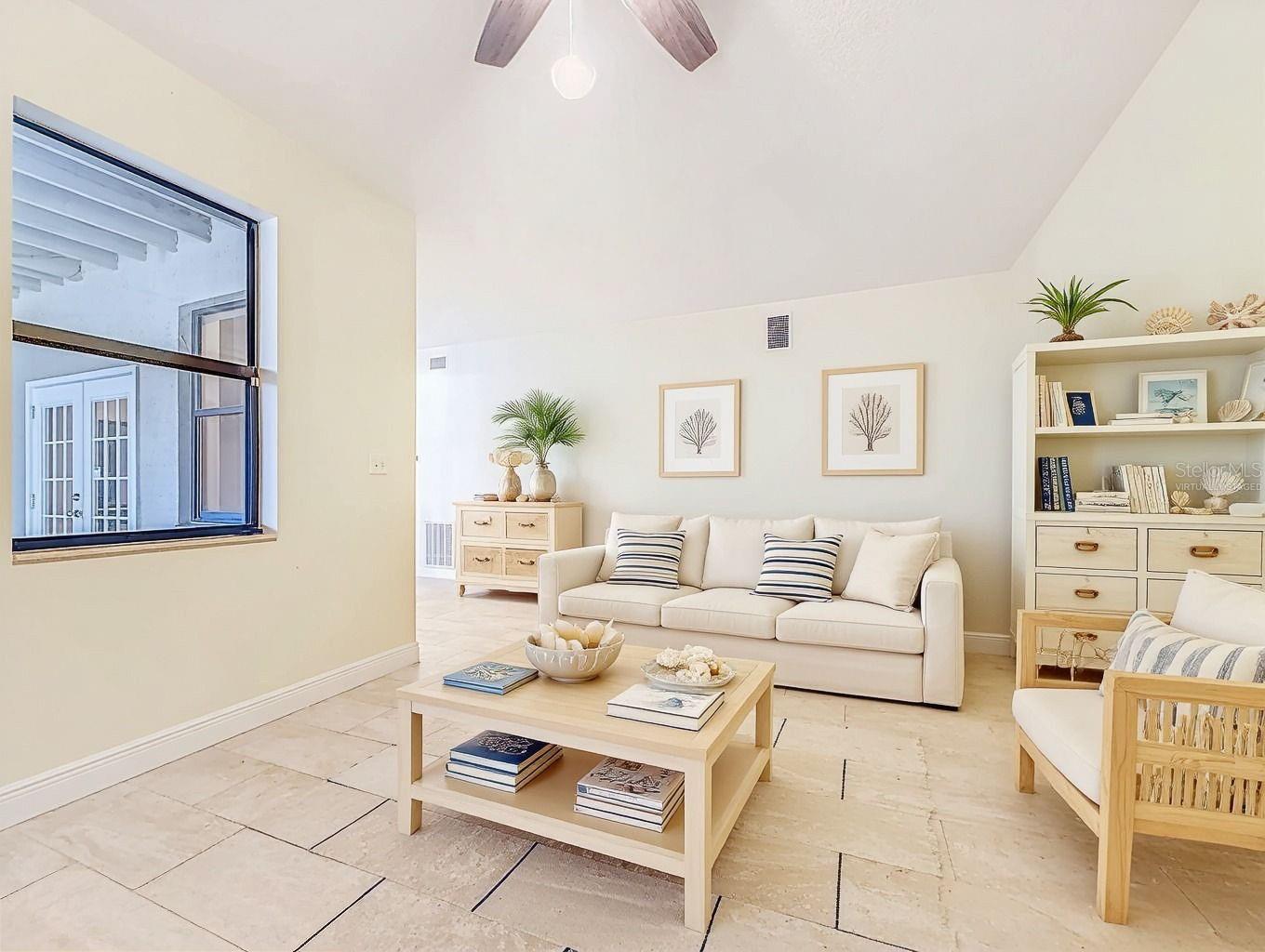 OZONA TRACE - Residential