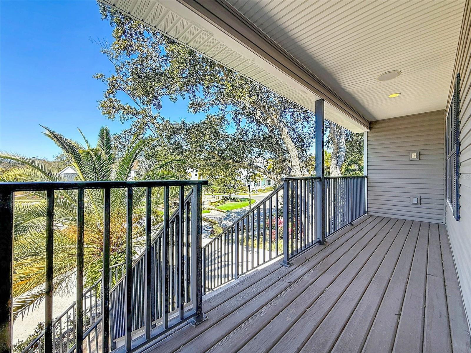 OZONA TRACE - Residential