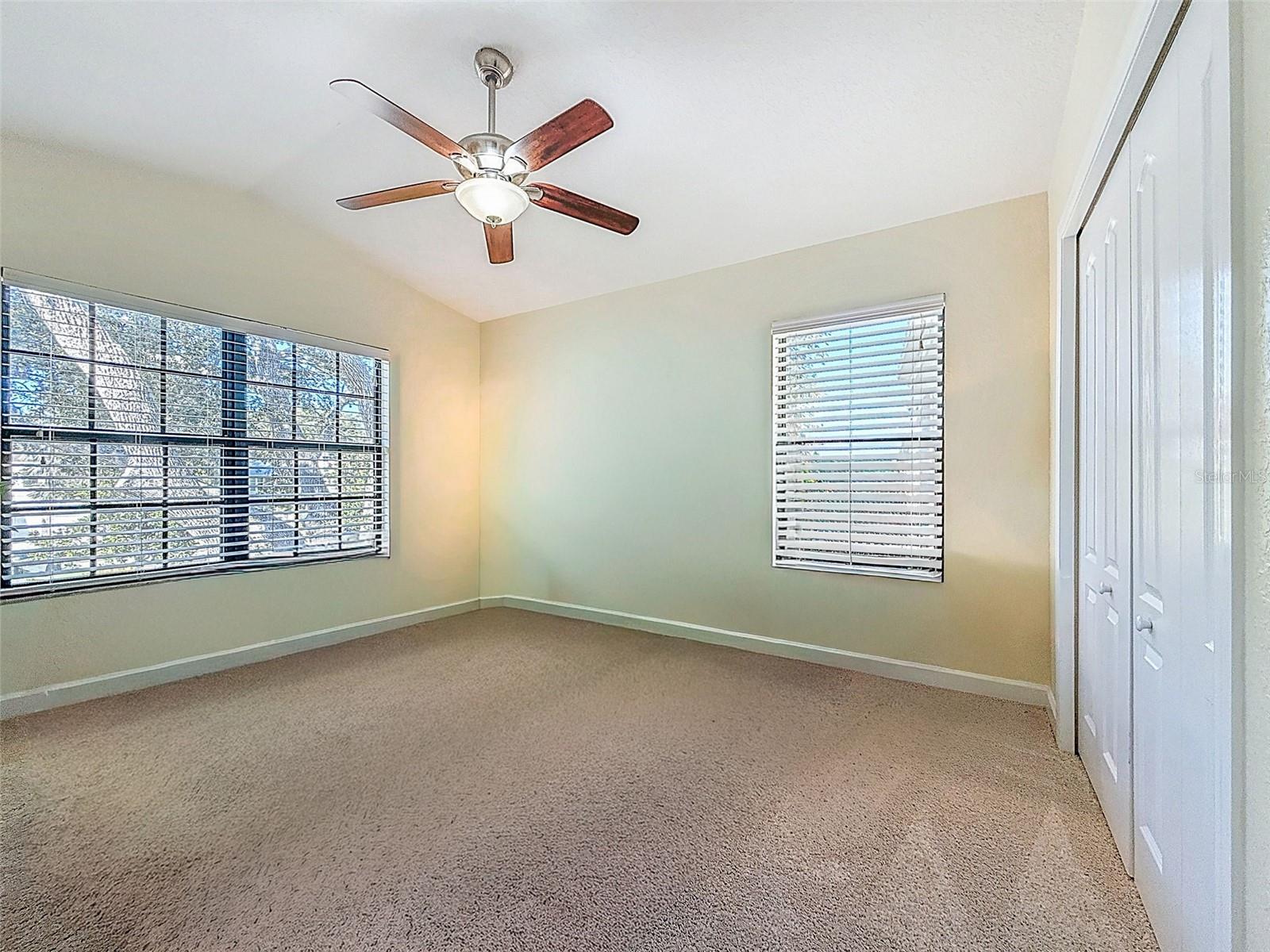 OZONA TRACE - Residential