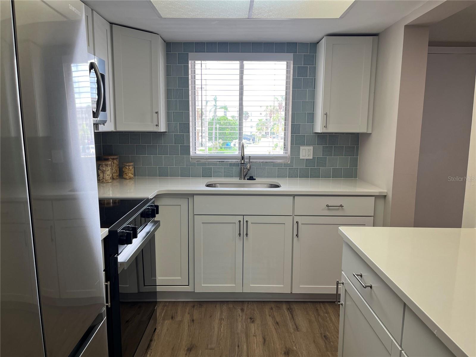 3600 LAKE BAYSHORE DRIVE BLD. K 221
