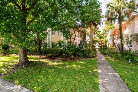 Photo of 802 Rugby Street #B, Orlando, FL 32804 (MLS # O6415554)