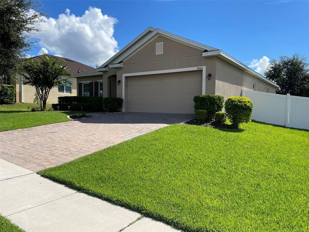 Photo of 9886 Lenox Street, Clermont, FL 34711 (MLS # O6401772)