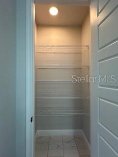 WALK IN WATER LAKE ESTATES PH 01 - Residential