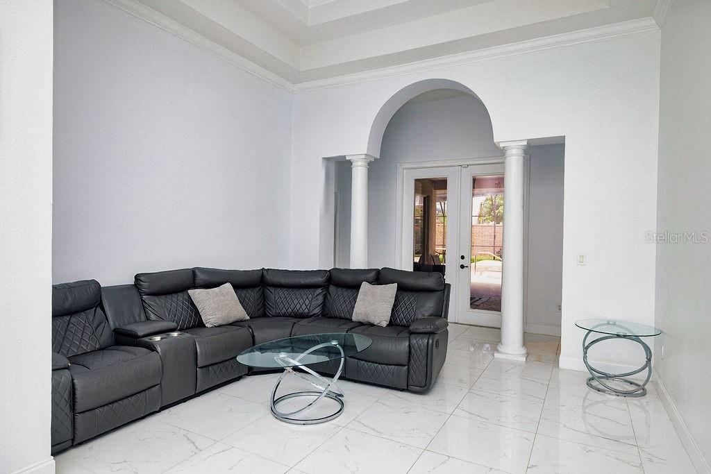 LAKE FOREST SEC 10A - Residential