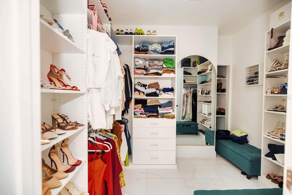 LAKE FOREST SEC 10A - Residential