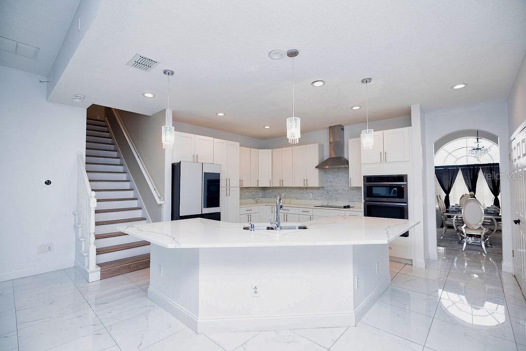 LAKE FOREST SEC 10A - Residential