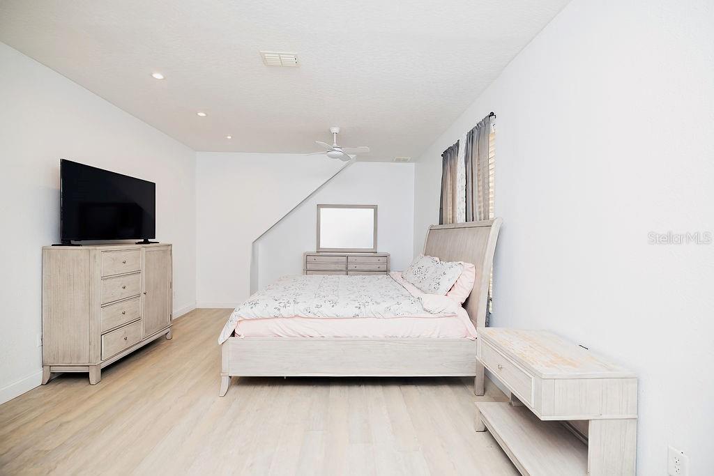 LAKE FOREST SEC 10A - Residential