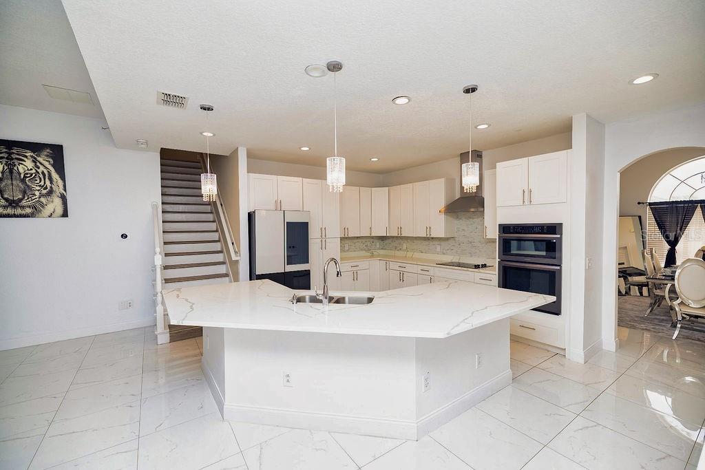 LAKE FOREST SEC 10A - Residential