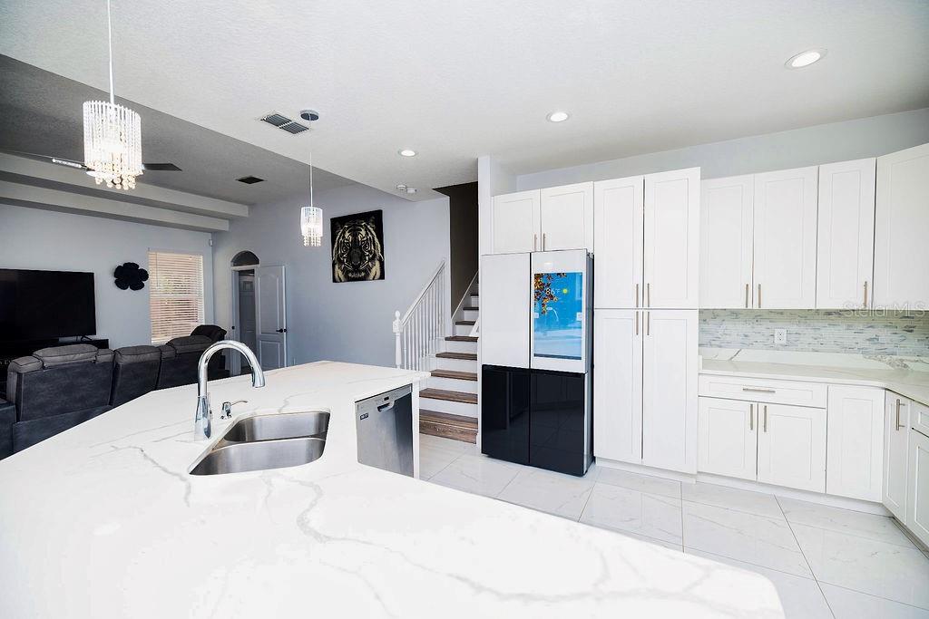 LAKE FOREST SEC 10A - Residential