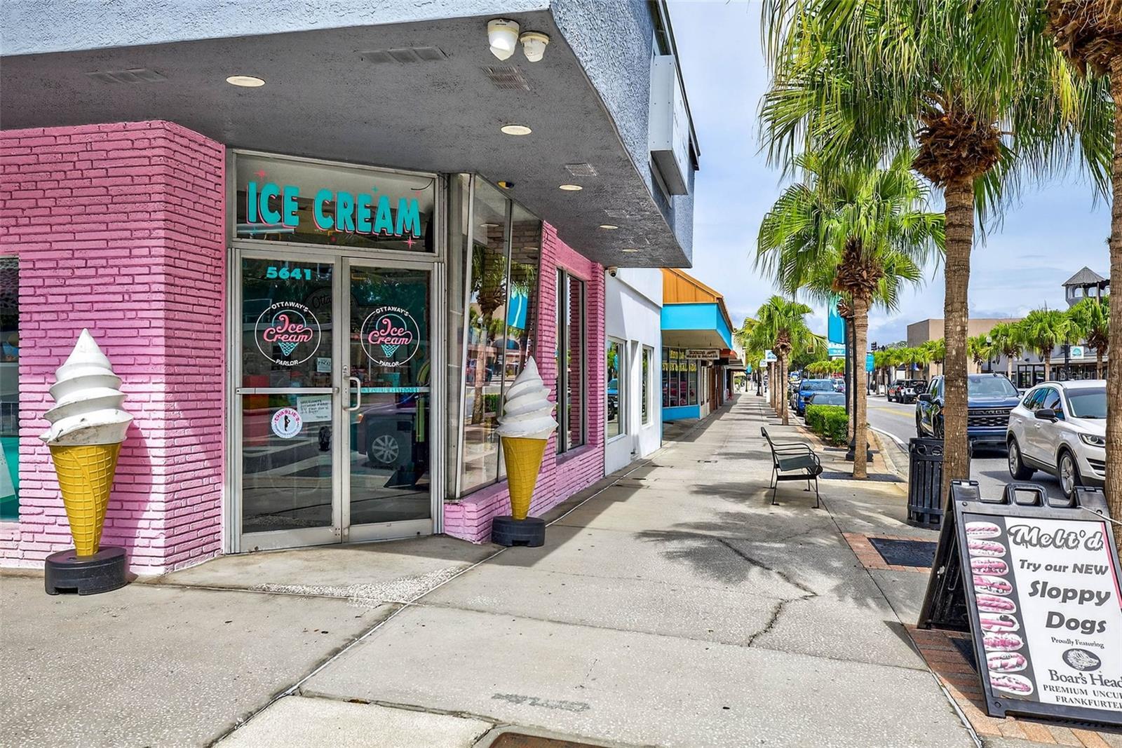 HOLIDAY GARDENS ESTATES - Residential