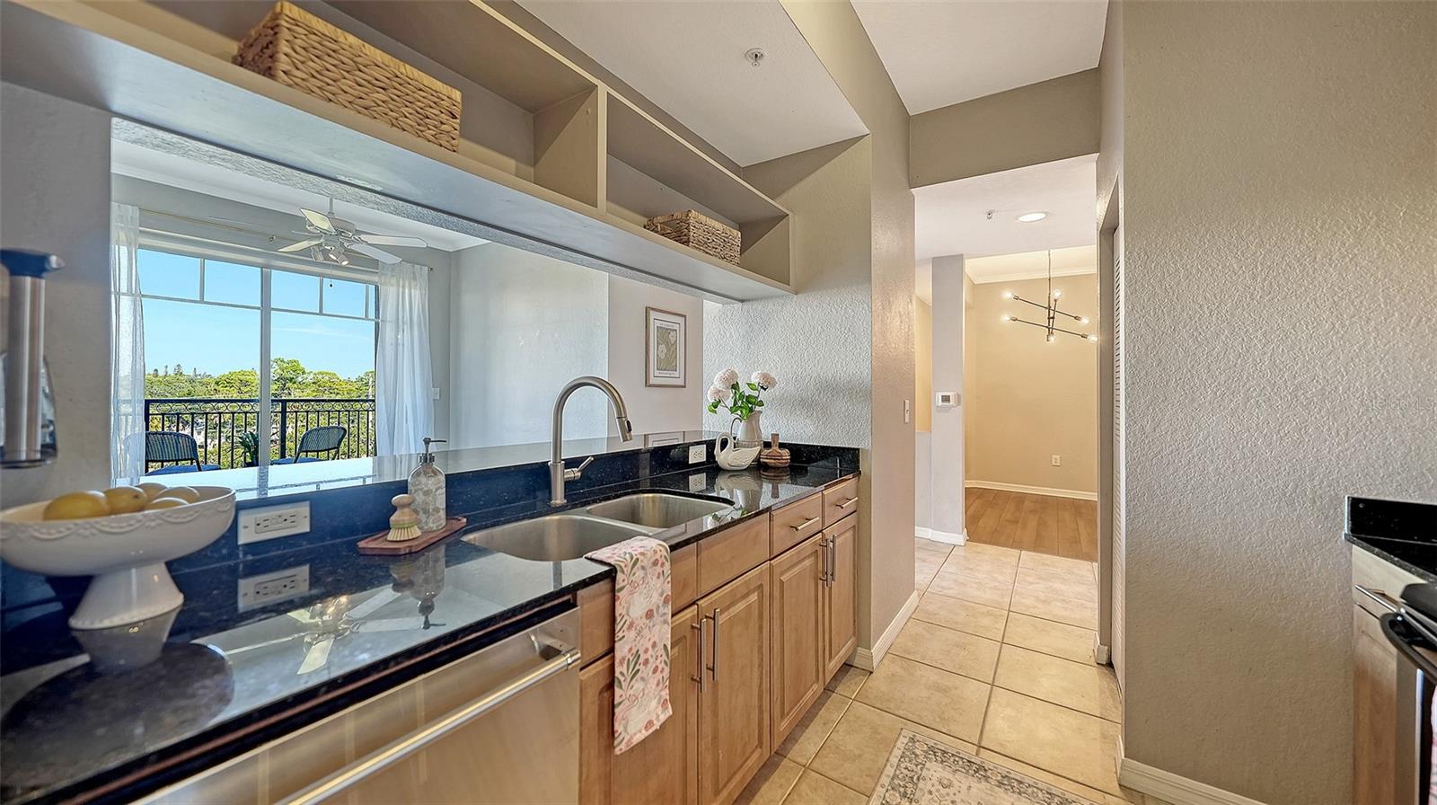 BROADWAY PROMENADE - Residential Lease