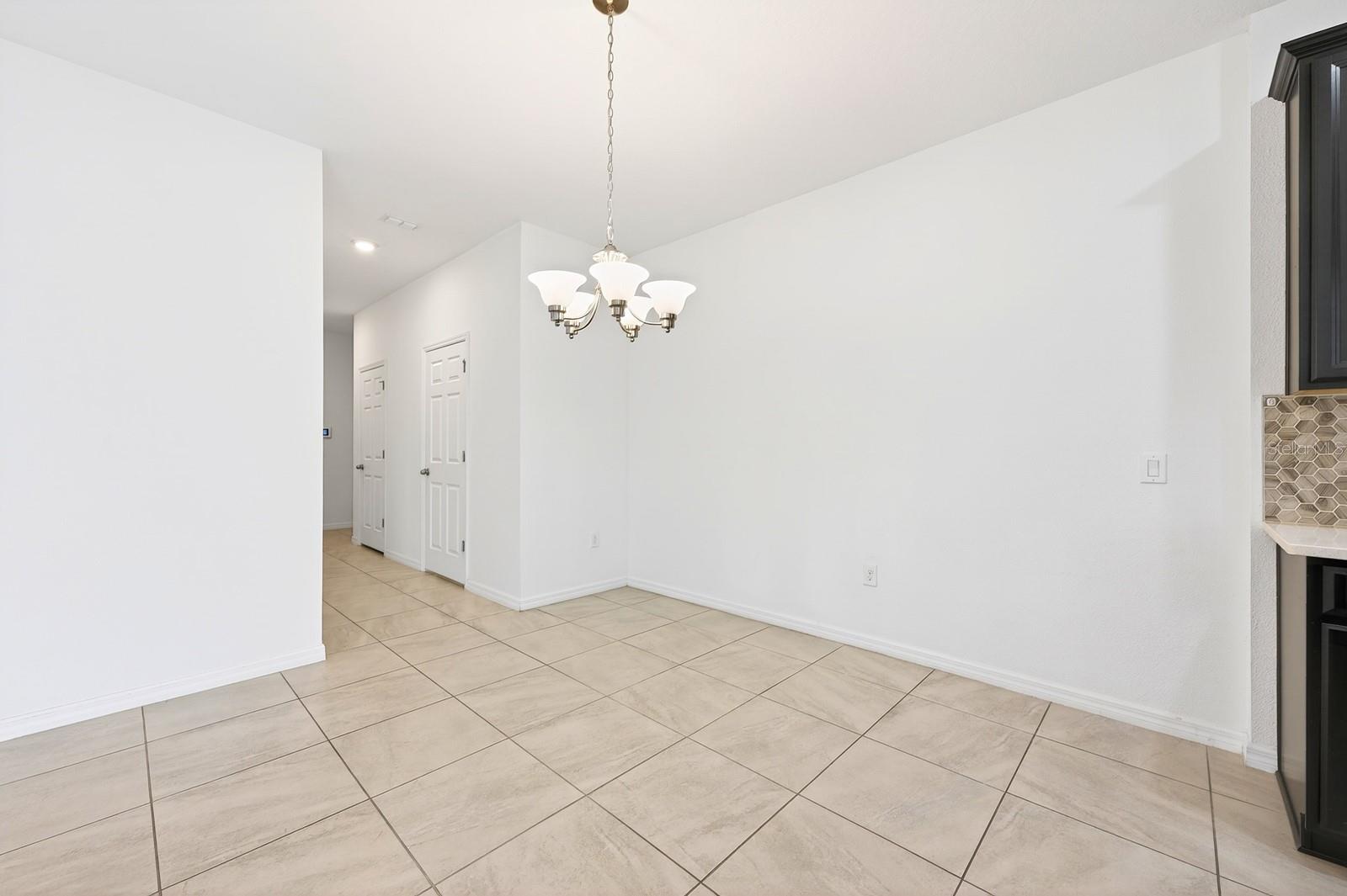 ARBORS/MDW WOODS - Residential