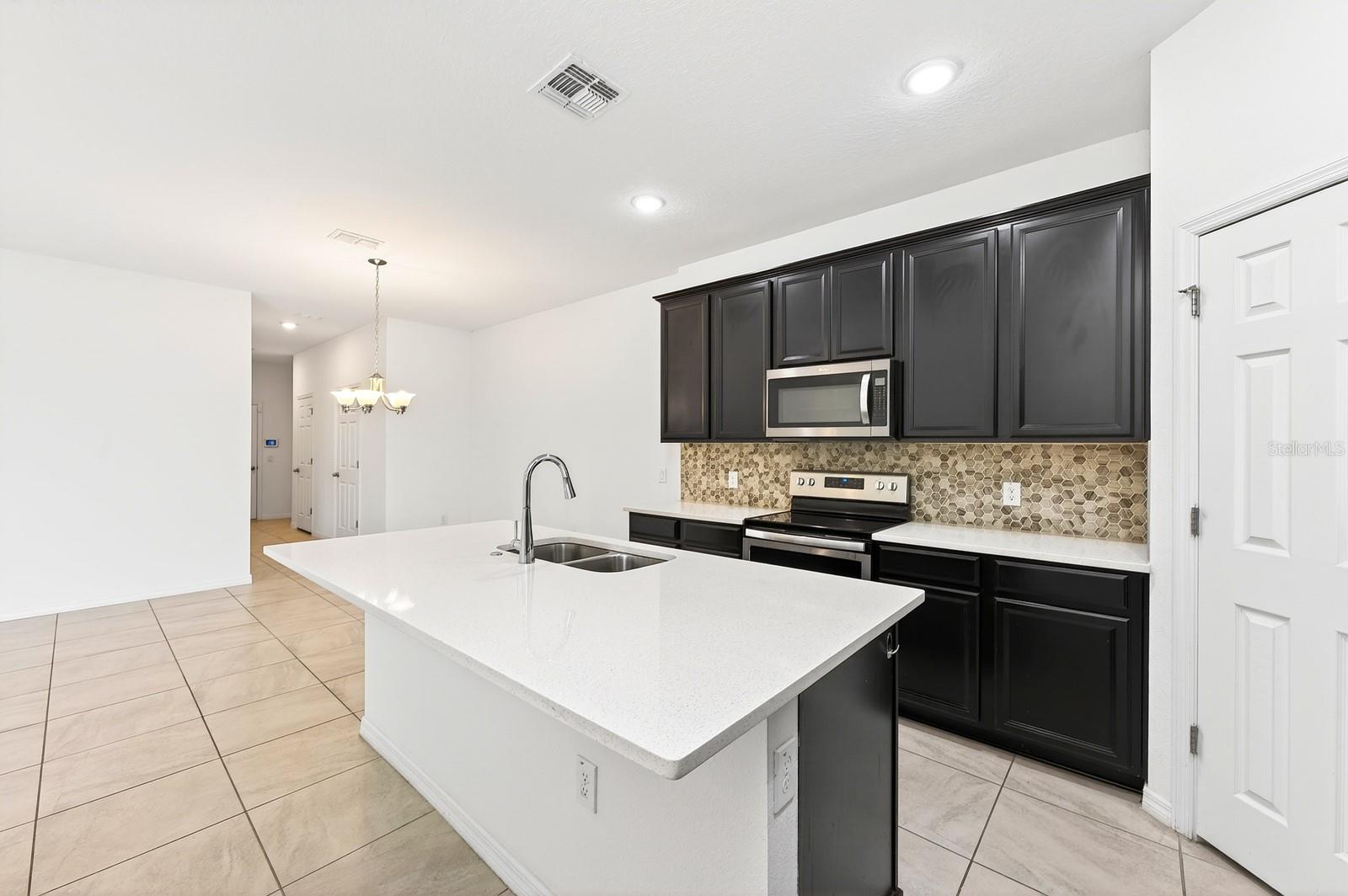 ARBORS/MDW WOODS - Residential