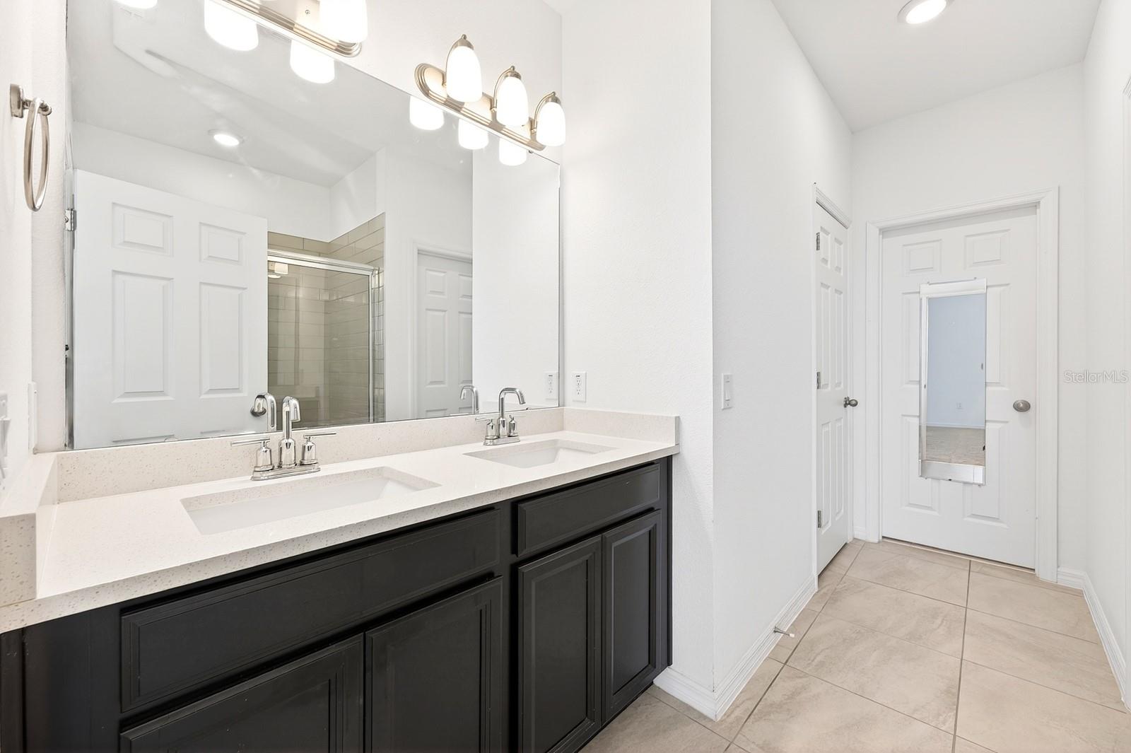 ARBORS/MDW WOODS - Residential